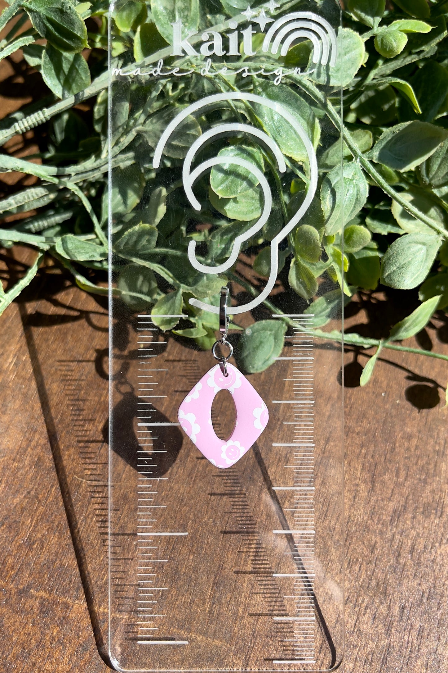 Smile Daisy Sugar Plum Earrings