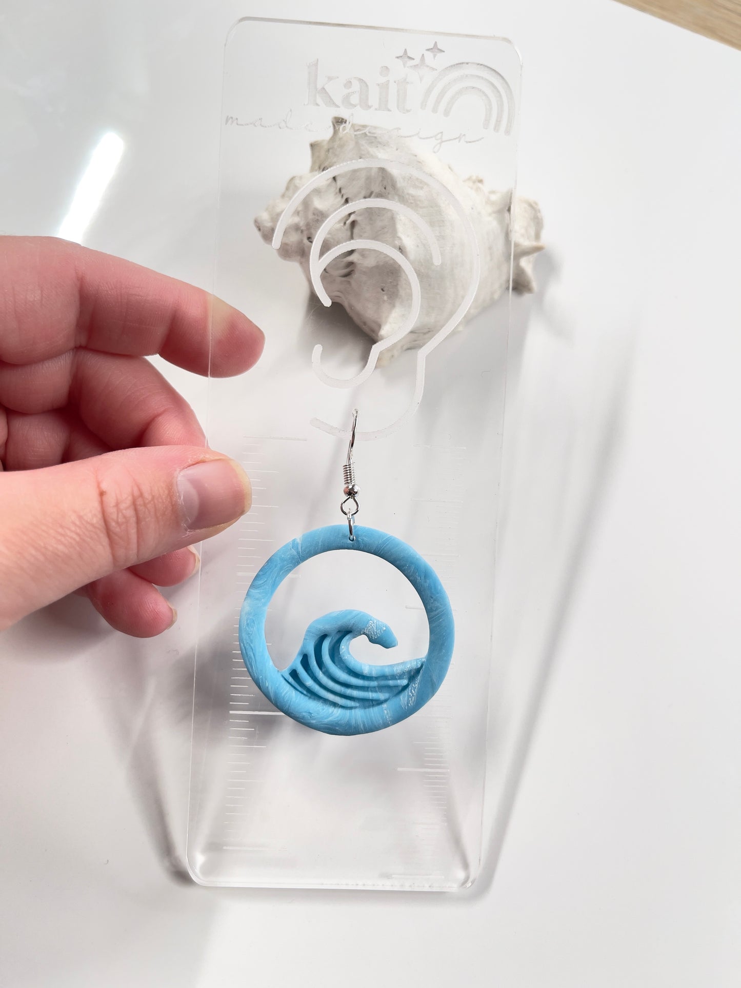 Summer Wave Circle Earrings