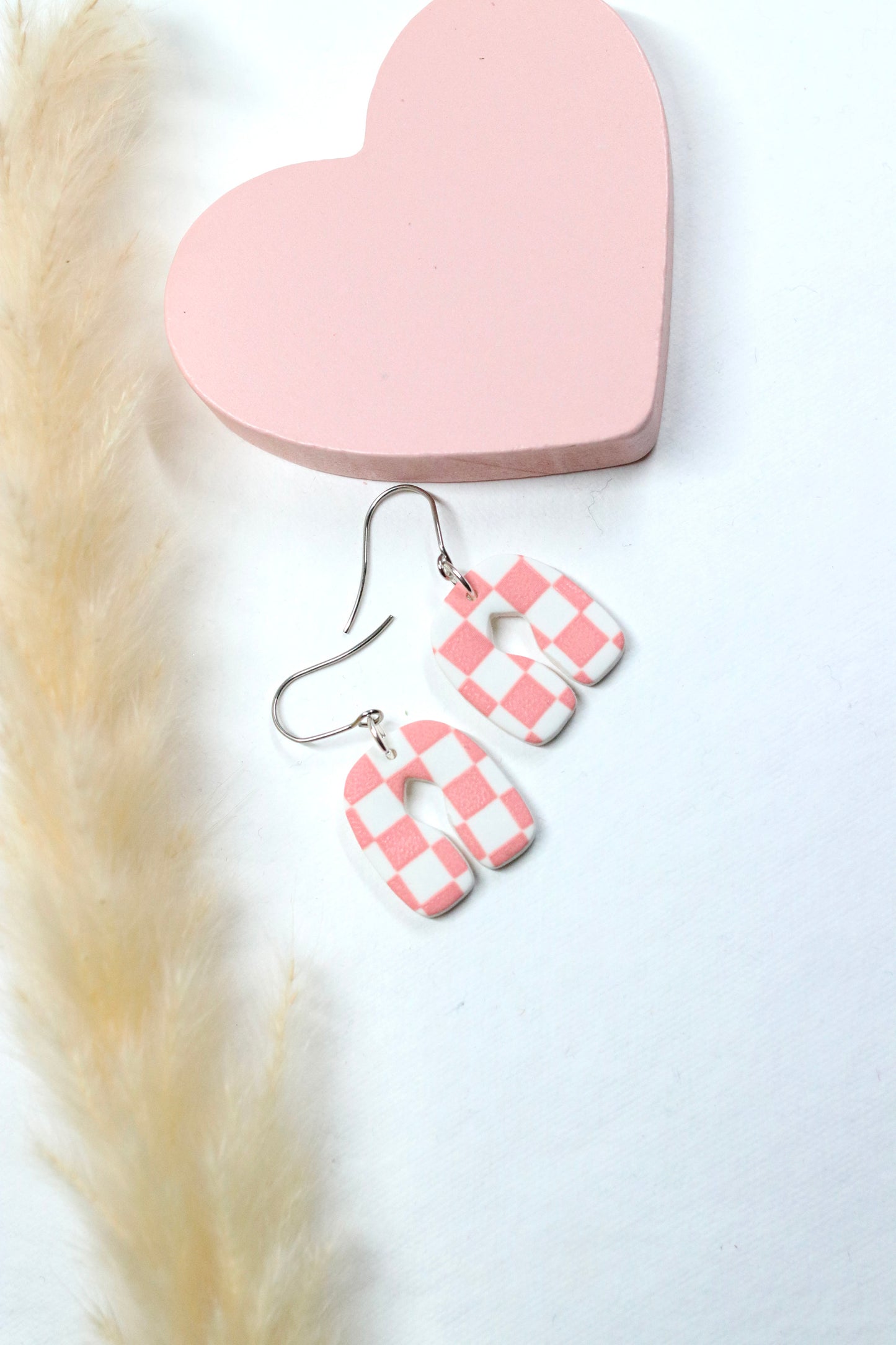 Mini Arch Pink Checkered Earrings