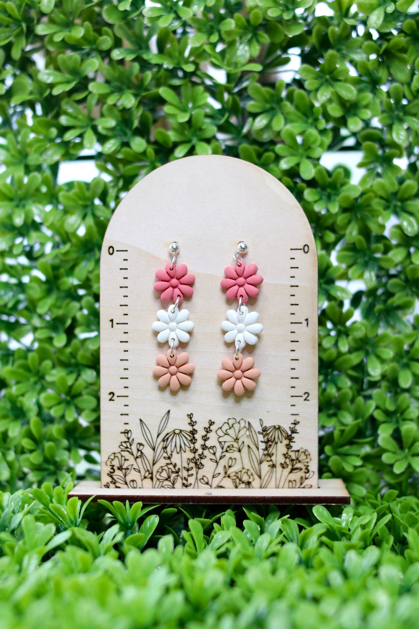 Groovy Daisy Earrings