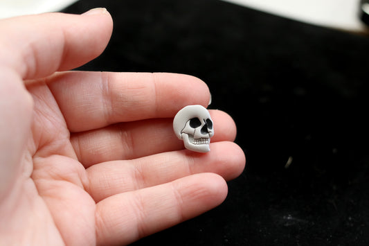 Shiny Skull Stud Earrings