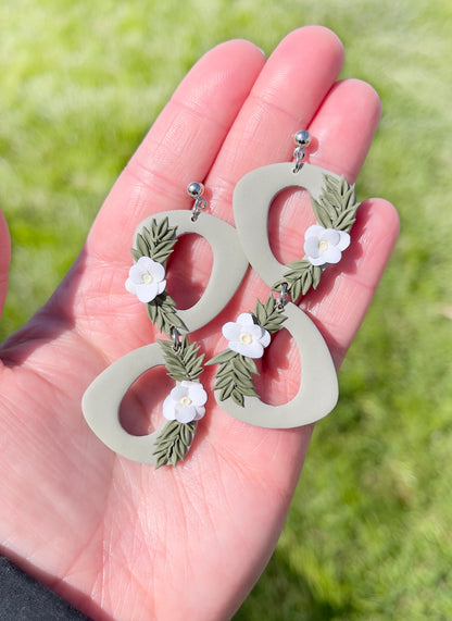 Leafy Figure Eight Earrings