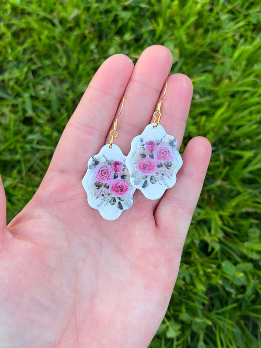 Scalloped Rosey Dangle Earrings
